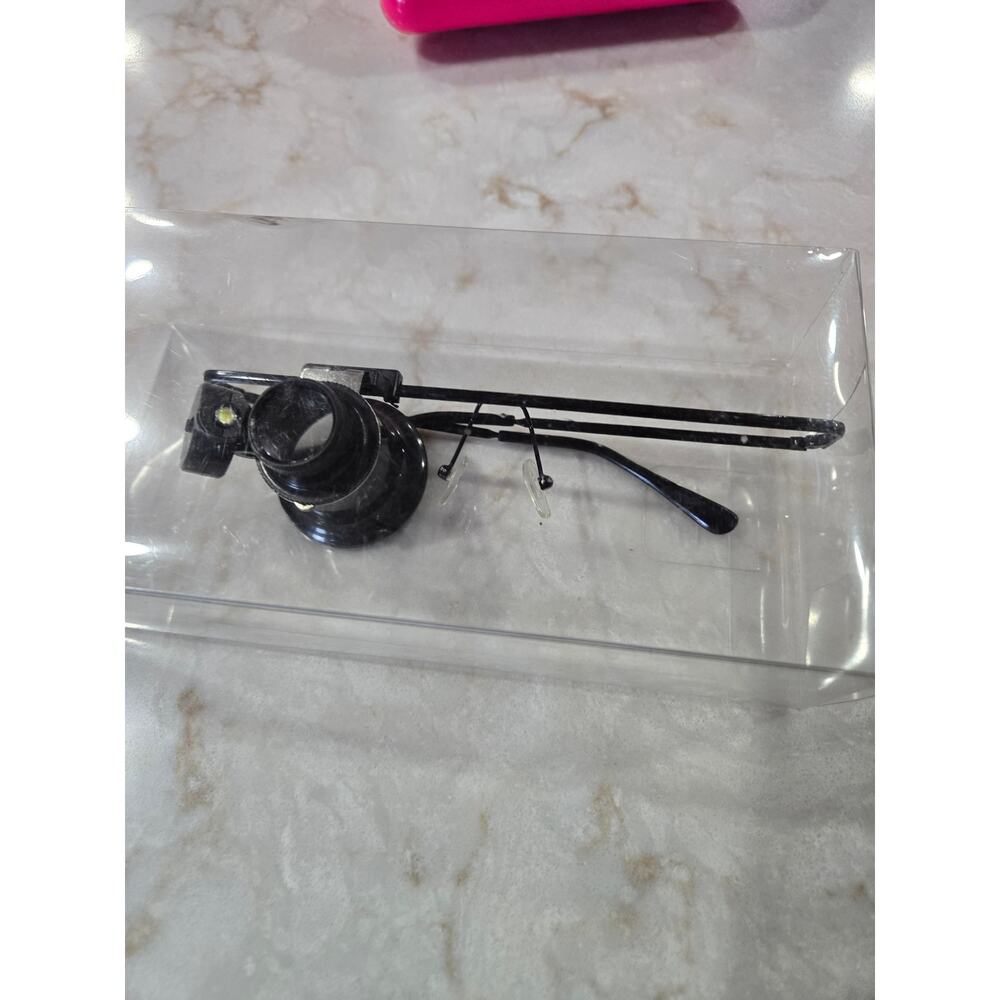 New Singal Eye Lighted Magnifying Eyeglass 20 times